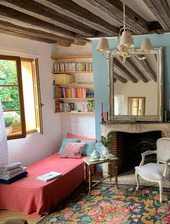 Maison Leontine Bernay  Bagian luar foto