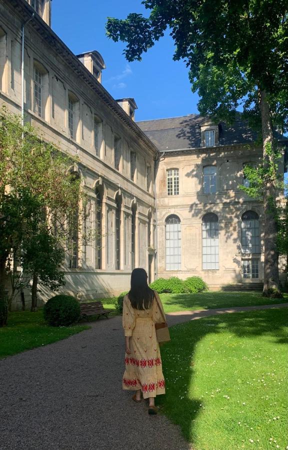 Maison Leontine Bernay  Bagian luar foto