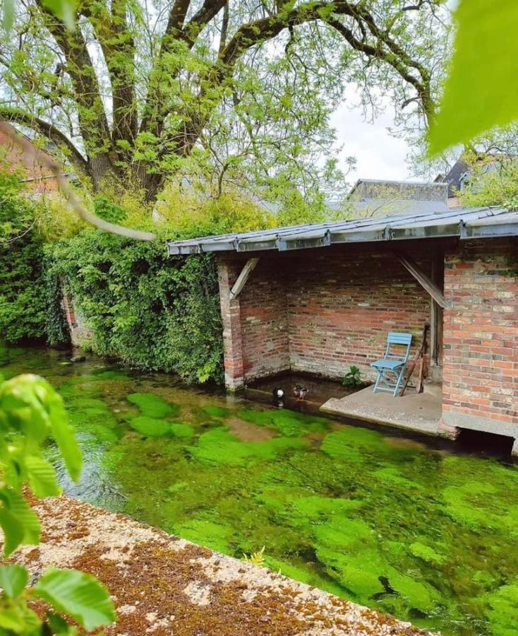 Maison Leontine Bernay  Bagian luar foto
