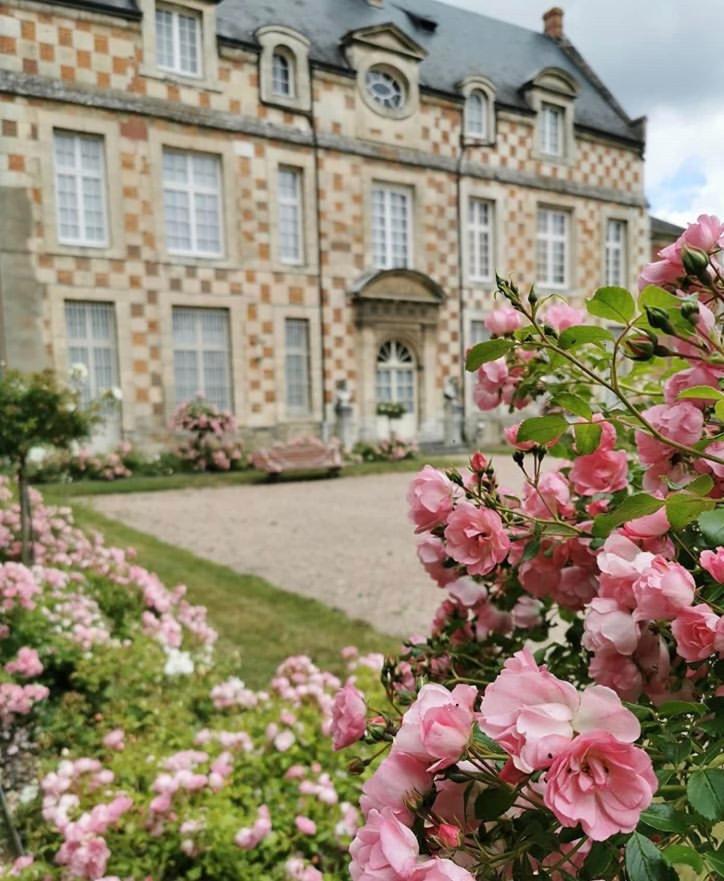 Maison Leontine Bernay  Bagian luar foto